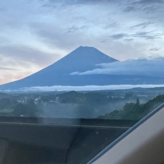 🗻