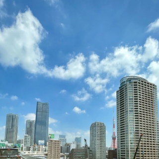 🏢
