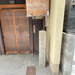 ��{���n������(�|���j